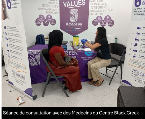 Séance de consultation avec des médecins du Centre Black Creek