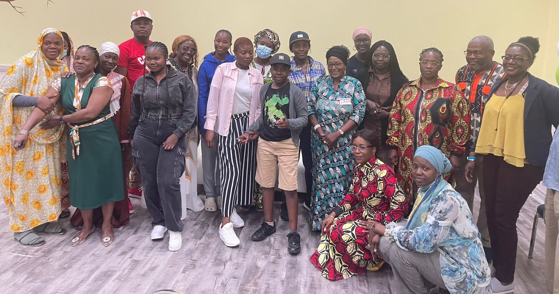 Photo de groupe — cérémonie d'ouverture de la 1ʳᵉ cohorte